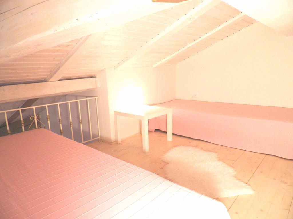 Studio Sijara Lägenhet Motovun Rum bild