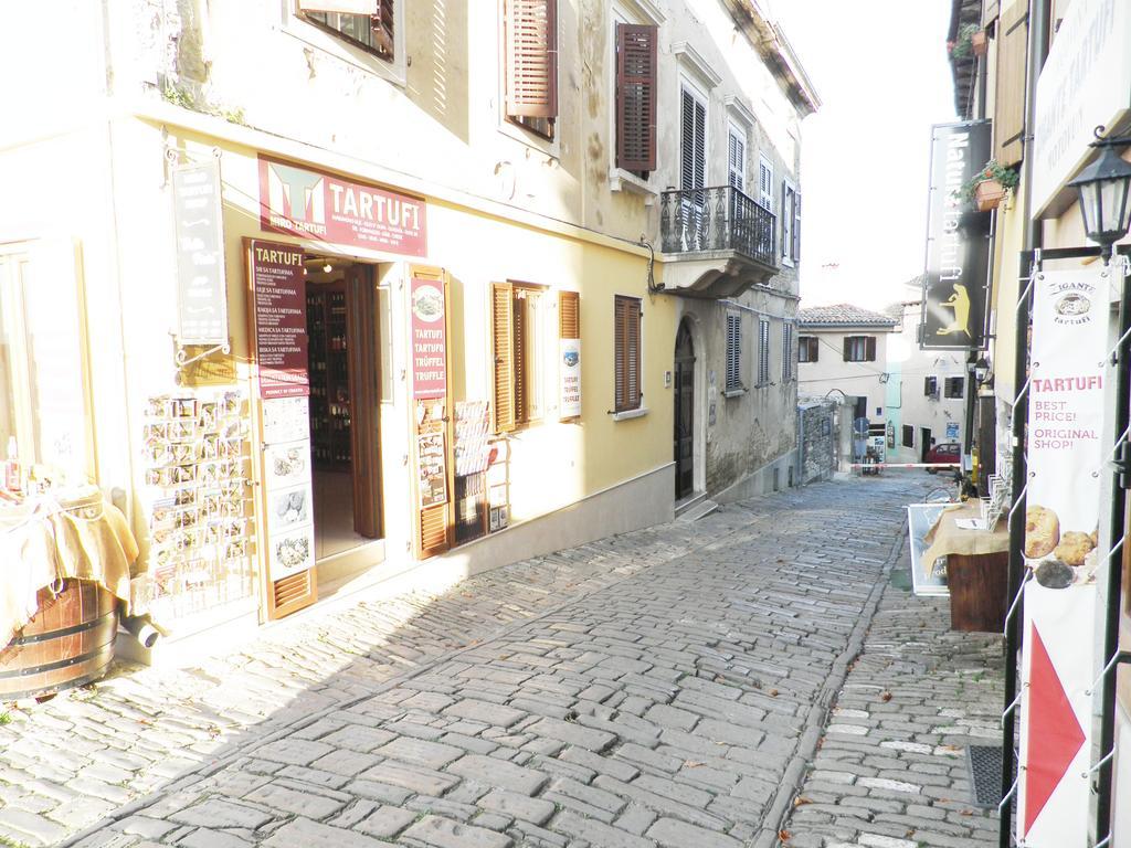 Studio Sijara Lägenhet Motovun Rum bild