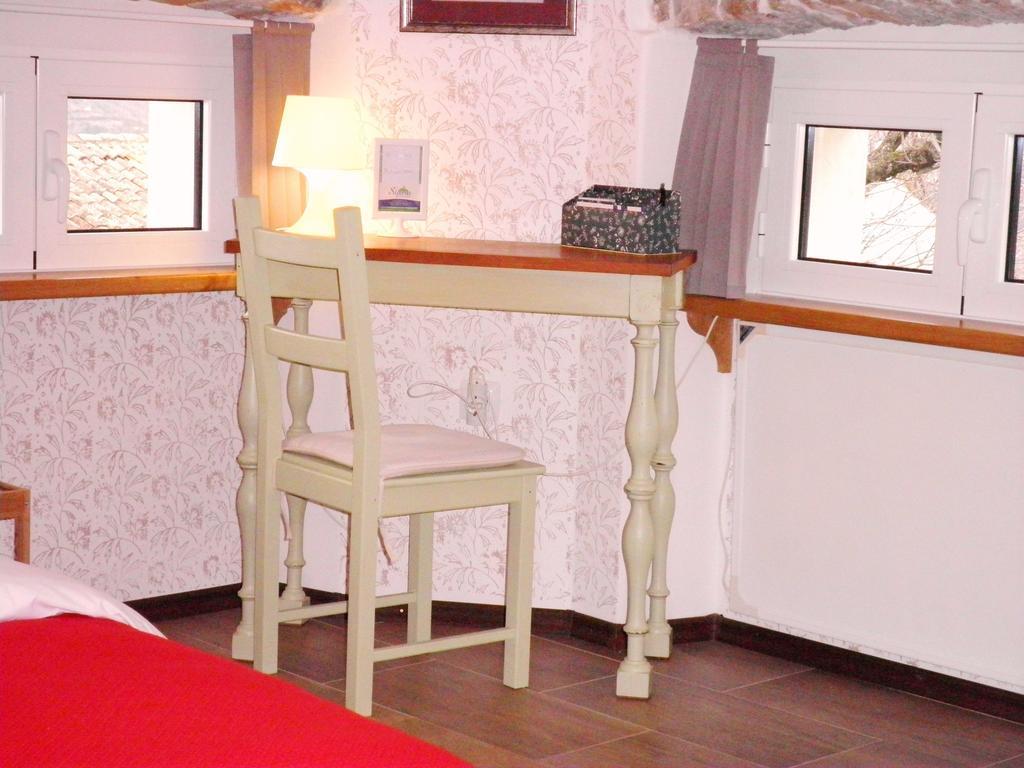 Studio Sijara Lägenhet Motovun Rum bild